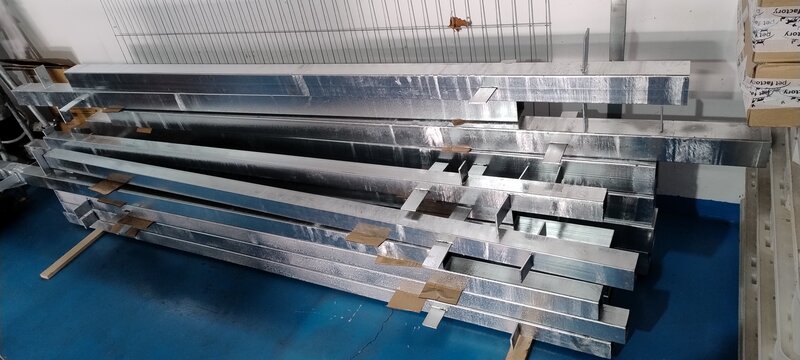 Porti industriale din stoc sau la comanda